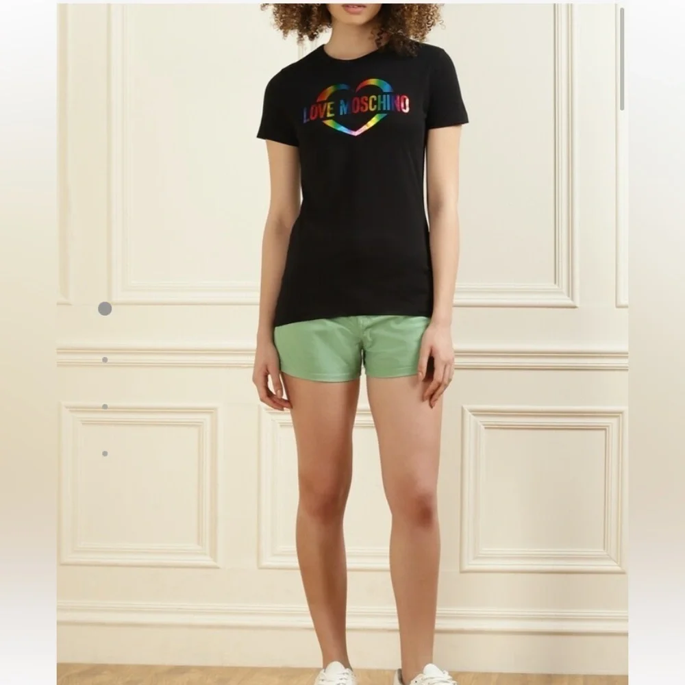 Love Moschino Black Tee with Colorful Heart Logo size S (4) - Picture 3 of 4